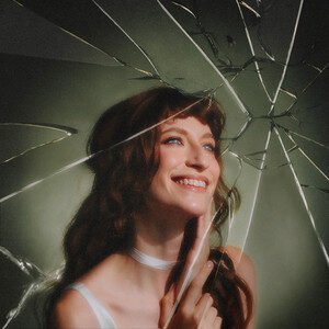 Maiah Manser - With A Smile | Pop music review, Pop music genre, Nagamag Magazine