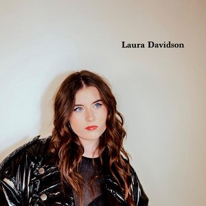 laura-davidson-wanna-be-urs-pop-music-review-nagamag-music-magazine Laura Davidson – wanna be urs | Pop music review
