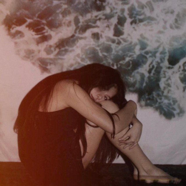 amelie-lucille-pool-pop-music-review-nagamag-music-magazine Amelie Lucille – Pool | Pop music review