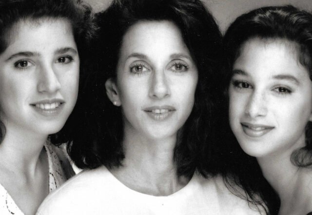 Parker Smith - Mothers | Rock music review, Rock music genre, Nagamag Magazine