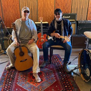 rain-falls-down-on-a-waning-moon-the-waupoos-barn-incident-nagamag-music-magazine Rain Falls Down on a Waning Moon – The Waupoos Barn Incident