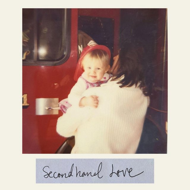 alex-hoskyns-secondhand-love-pop-album-cover-nagamag-music-magazine Alex Hoskyns – Secondhand Love | Essential Pop Review